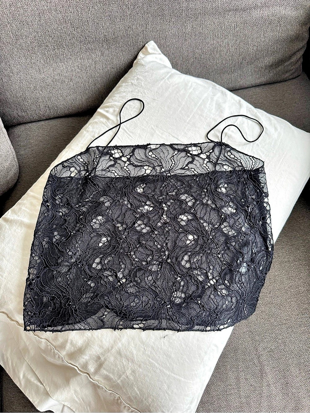 Massimo Dutti Strappy Lace-Trim Top Black Crop Top XS